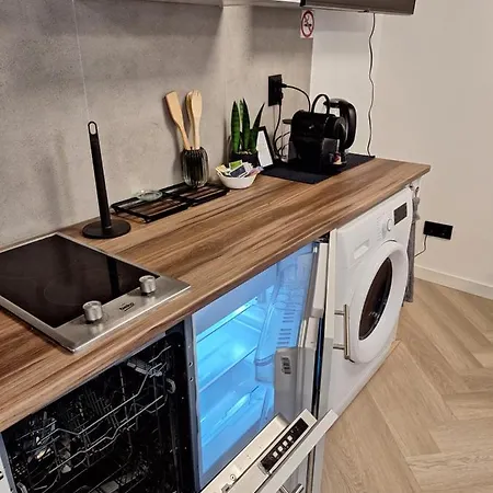 Perfect 14 H Center Apartament *