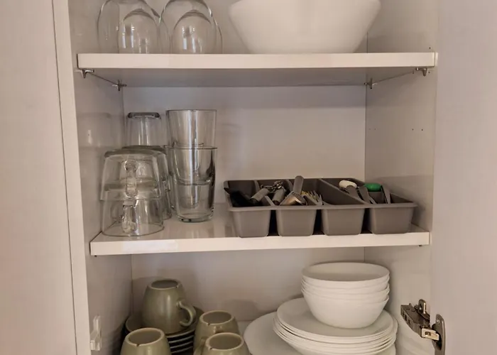 Perfect 14 H Center Apartment *